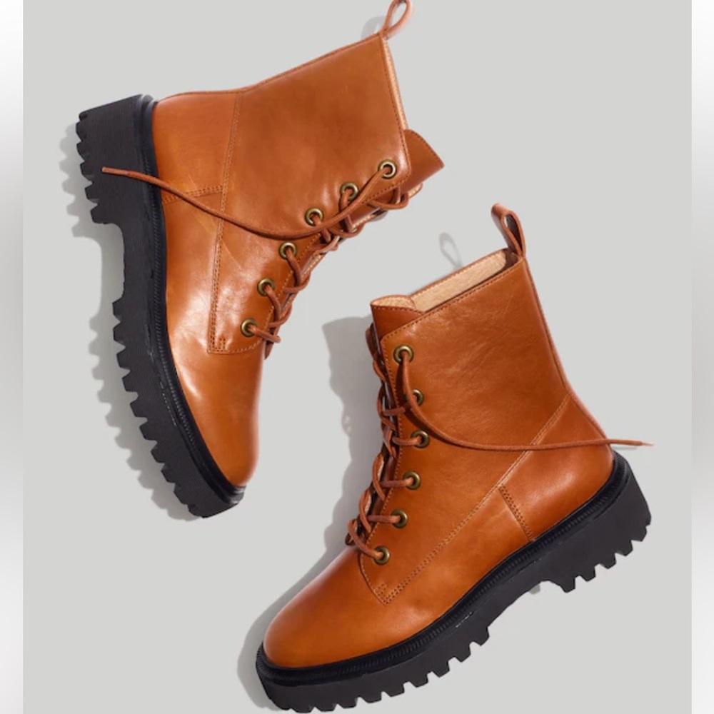 NIB Madewell Rayna lace up lug sole boots